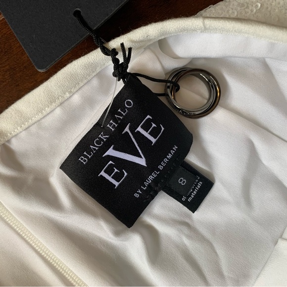 Black Halo Wide Leg Sequined White pants - Picture 13 of 15